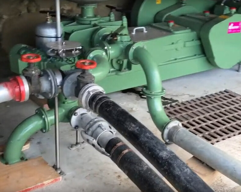 Von der Pumpe bis aufs Feld